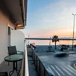 Apartment Georgia Seaview α1 *